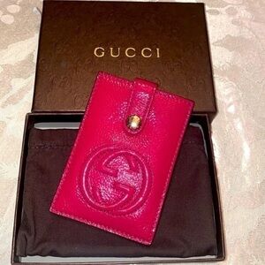 Gucci Pink Patent Leather Monogram  Credit Card Case  Condition like new